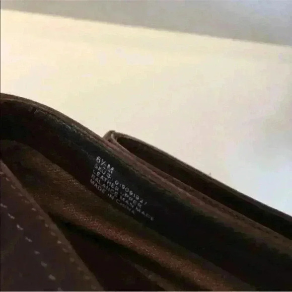 New Coldwater Creek Flats Size 6.5 Brown Suede - Picture 8 of 8